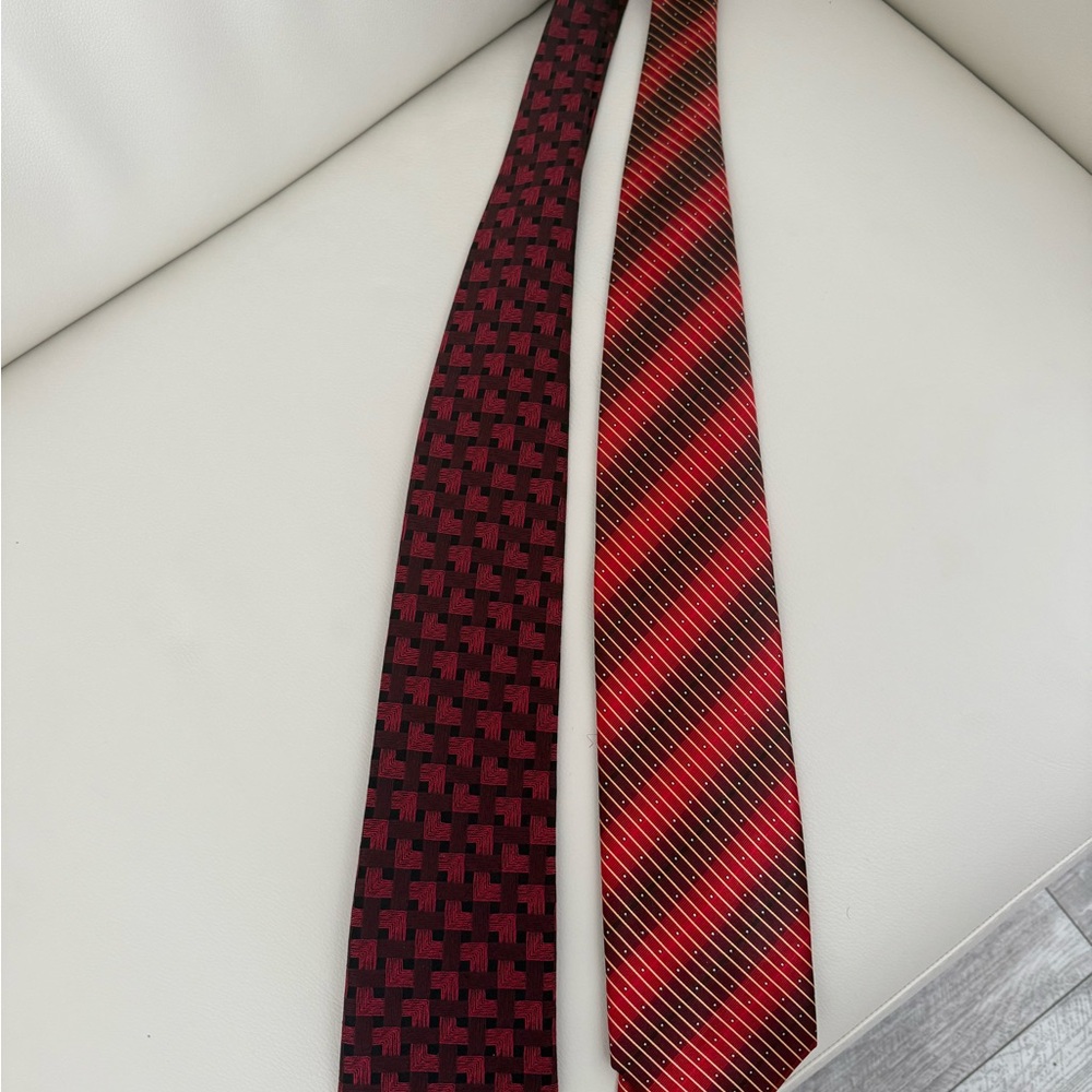 Elegant Red and Black Men's Ties Set